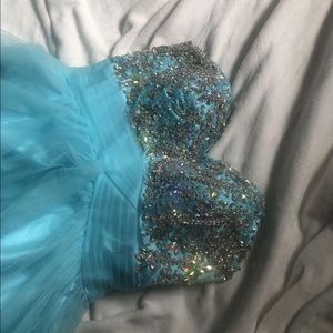 Graduation/prom dress